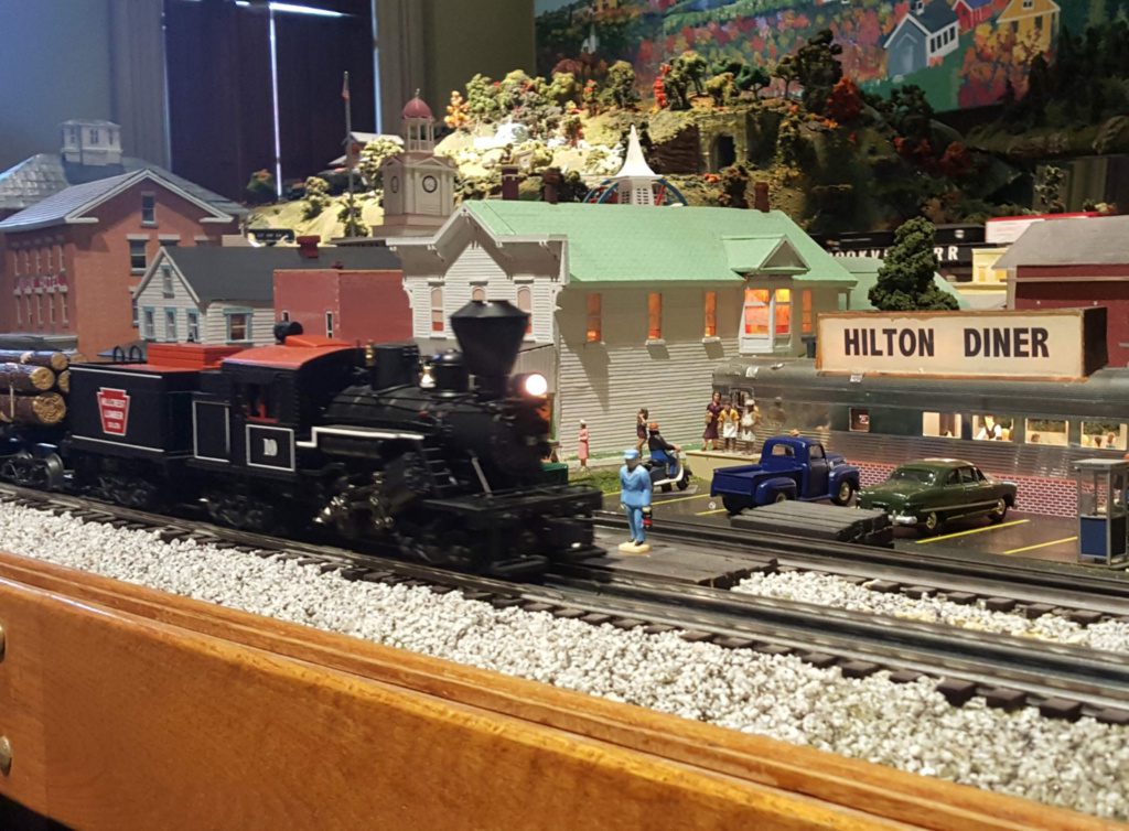 Bowdish model railroad